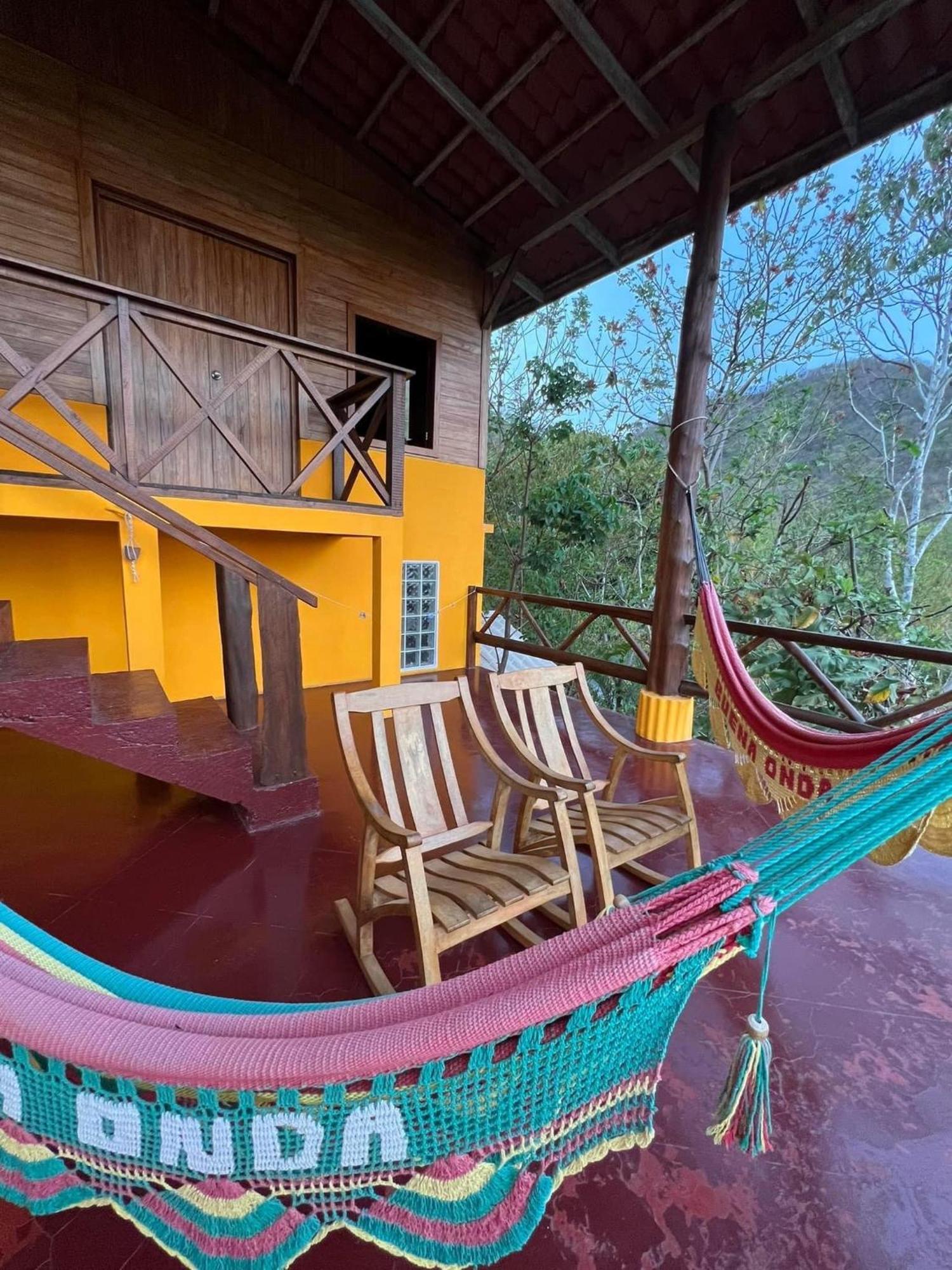 Buena Onda Backpackers Hotel San Juan del Sur Bagian luar foto