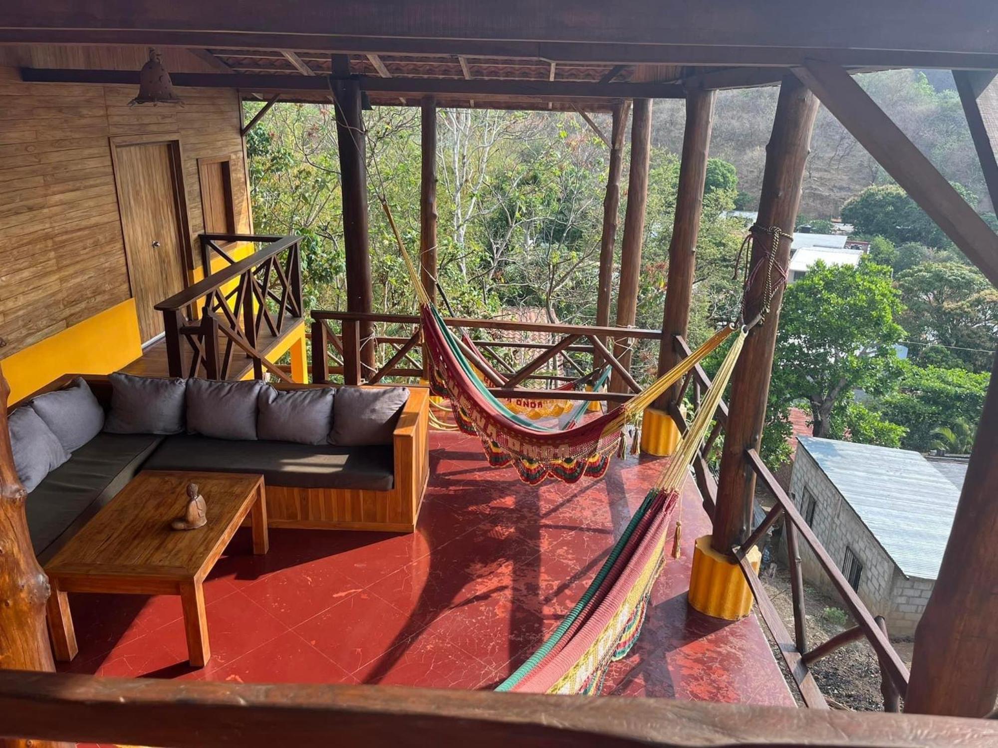 Buena Onda Backpackers Hotel San Juan del Sur Bagian luar foto