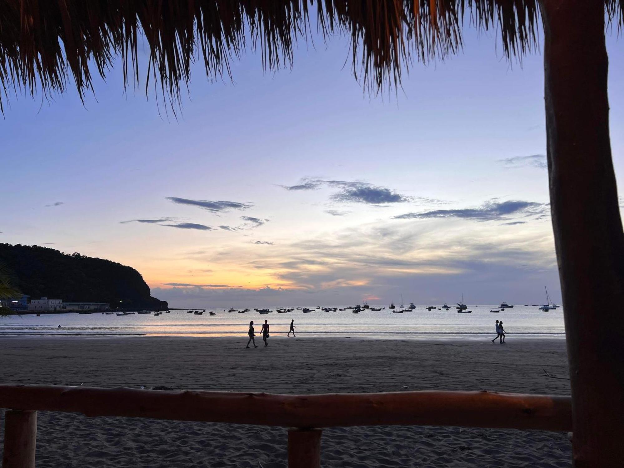 Buena Onda Backpackers Hotel San Juan del Sur Bagian luar foto