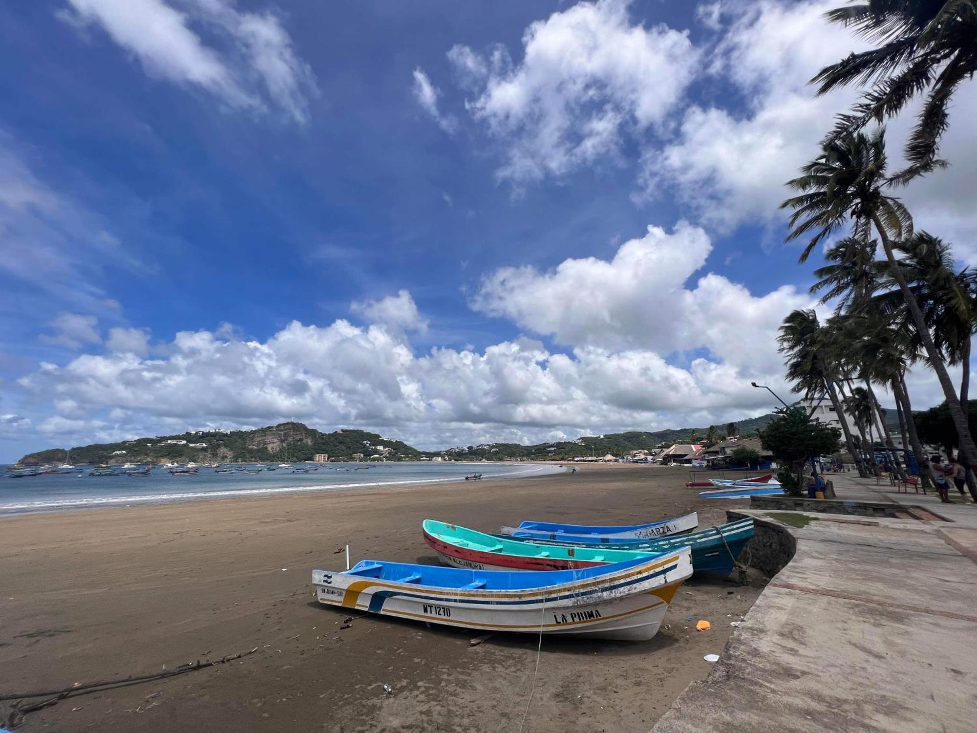 Buena Onda Backpackers Hotel San Juan del Sur Bagian luar foto