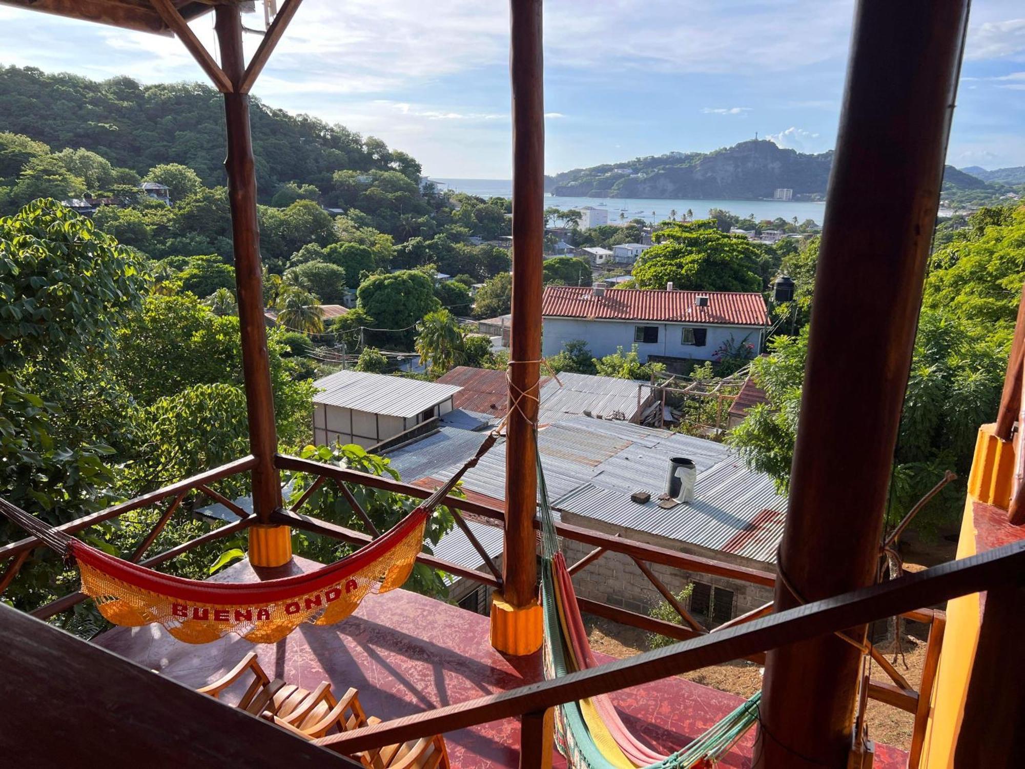 Buena Onda Backpackers Hotel San Juan del Sur Bagian luar foto