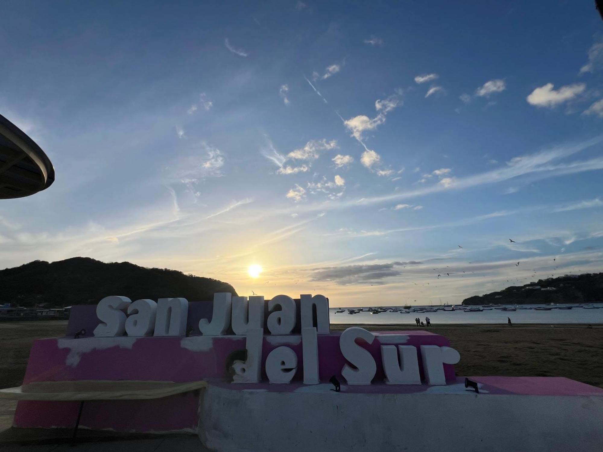 Buena Onda Backpackers Hotel San Juan del Sur Bagian luar foto
